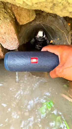 Lala luna music JBL speaker water drop pool testing #viral