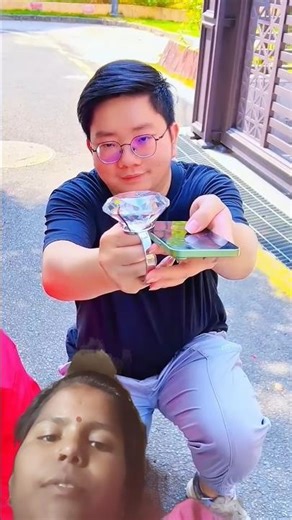 hello doston log like comment Jarur karna doston lovely reply Denge ham