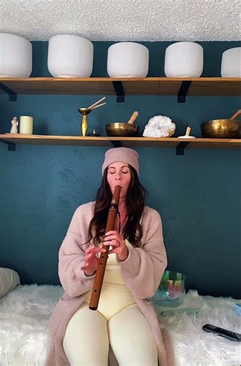 Learning the Native American Style Flute 🪈💕 #flute #sound #healing #learning #soundhealing #life
