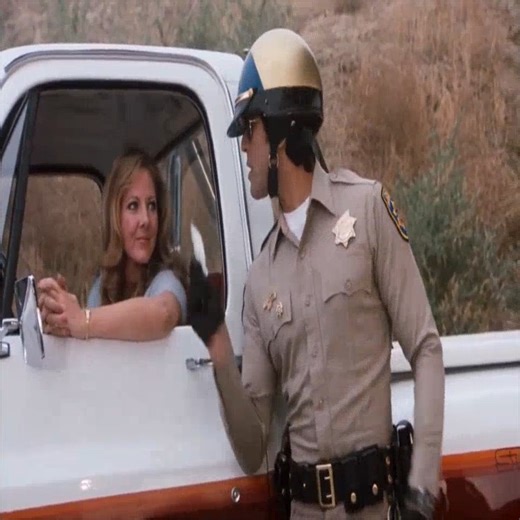 CHiPs 🎥 (TV Series 1977–1983) - Classic chases💥 GMC pick up chased by CHiPs | SVPN Magazine