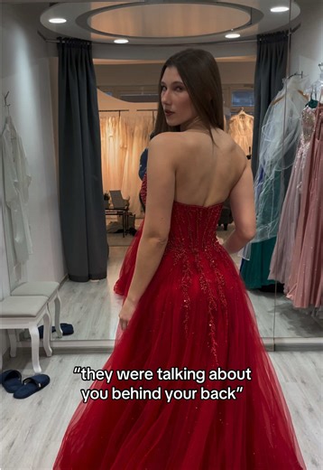 Exploring Balkan Fashion: Stunning Prom Dress Ideas