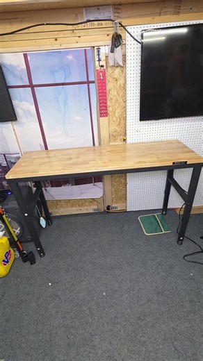 Heavy-Duty Adjustable Workbench for Tough Projects