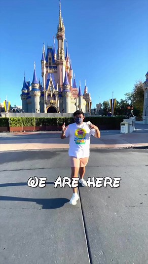 READING YOUR MIND AT DISNEY ✨ | SeanDoesMagic