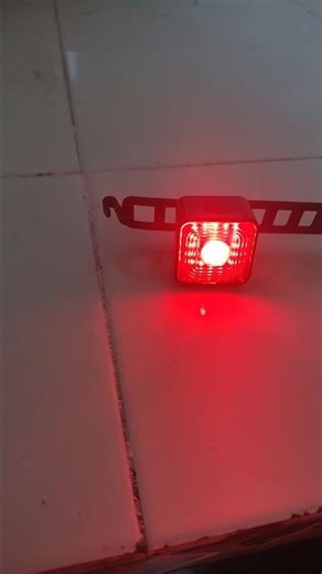 las conseguir x mercado libre.......luz potencia trasera ...1000 metros