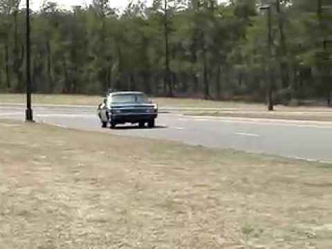 1967 Biscayne 427 4-speed Sleeper - Open Pipes