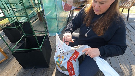Watch Michigan Peat 40 Pound Bag of Garden Magic General on Amazon Live