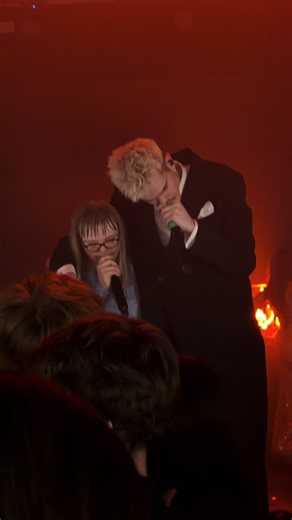 Tak się naryczałam na tym Enzo #erykmoczko #dresscode #viral #fyp #foryou @Eryk Moczko