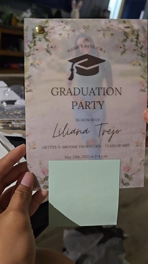 Creative Graduation Party Invitation Ideas