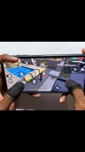 3 finger handcam gameplay solo vs squad poco x3 pro 60fps 120hz 360hz game turbo SD860 Processor