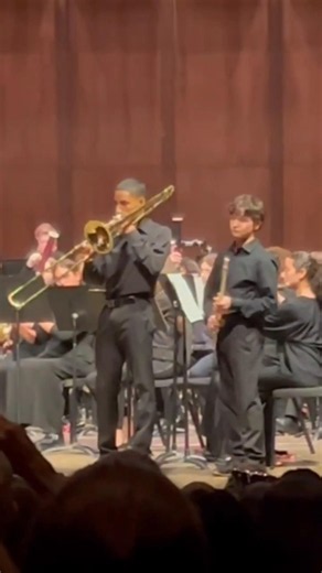 Best Trombone solo of my life(Mi Vecino, comp. by Michele Fernández)