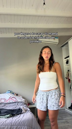 Tu Mamá Ordena Tu Habitación Sin Permiso: ¡Descubre lo que Encuentra! | POV