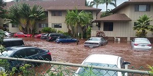 7 rescued from submerged cars in Maui flood; state under Flash Flood Watch