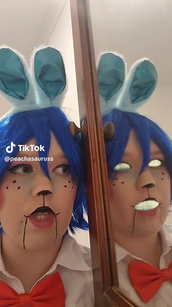 Toy Bonnie FNAF Cosplay: A Creative Transformation