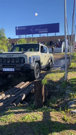 @KiaMotorsSA Tasman X-Pro flexing it’s muscles at the Nampo off-road track #kiatasman #nampo