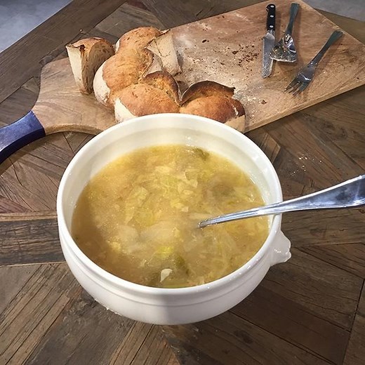 Recette de Garbure béarnaise de Julie - Étapes de préparation | Julie Andrieu