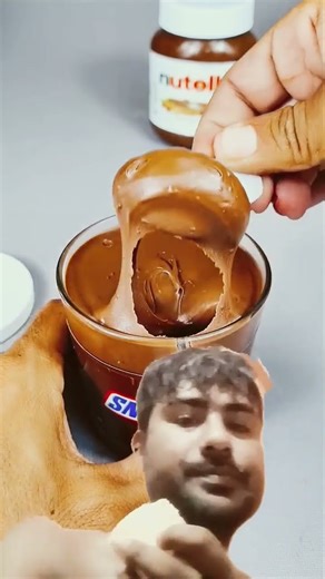 How To Eat Snickers Chocolate 🍫‪@TrendBinge24‬ | Satisfying ASMR Eating#shorts