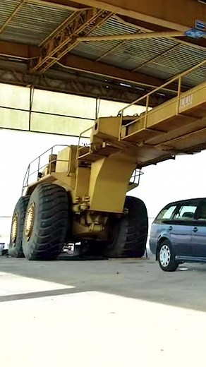 The Story Of The Acco Motor Grader (The Largest Grader Ever Built) #motorgrader #grader #graderoperator #engineering #machine | Zoe Cummerata