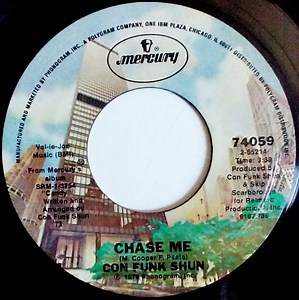 Con Funk Shun - Chase Me