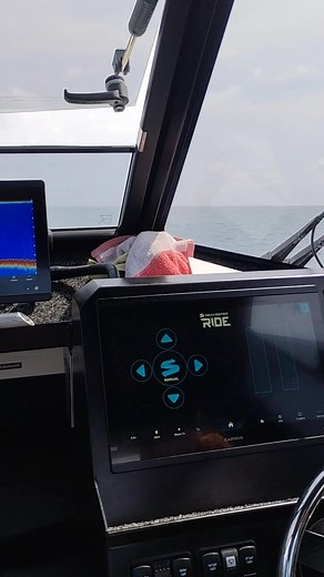 84K views · 349 reactions | Sea trials in a recent fit up of Seakeeper Ride to this 670HT Bar Crusher for Townsville Marine. Running in manual, then turned to Auto. | Stoney Creek Boatworks | Facebook