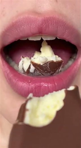 ASMR ICE CREAM 아이스크림 (eating sounds) Chill with creamy bliss #asmr #icecream #eatingsounds