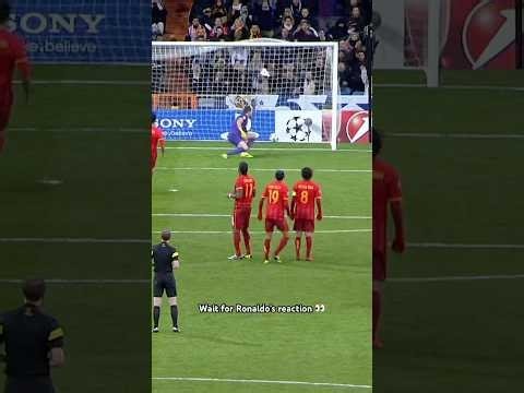 Bale’s free-kick 🤯