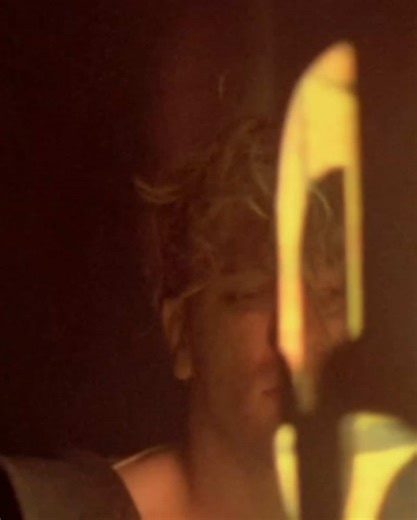 FM Einheit of Einstürzende Neubauten gets hypnotized by a dreamachine while William S. Burrough’s disembodied voice can be heard asking “Is this machine recording?” … then High Priest Genesis P-Orridge appears to preach the Gospel of Information in this far-out countercultural cyberpunk film Decoder (1984). The film is loosely inspired by the writings and concepts of William S. Burroughs, who also makes an appearance in the film. #decoder1984 #genesisporridge #einstürzendeneubauten #williamsburr