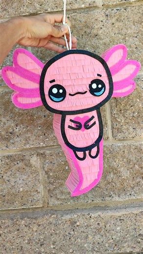 Cómo hacer una piñata ajolote kawaii