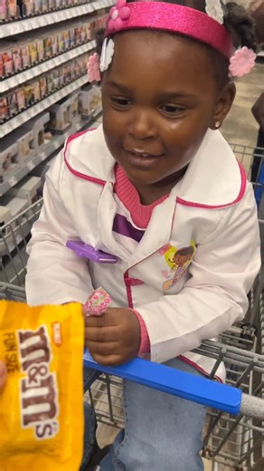 Kanequa And Malakai on Instagram: "HALLOWEEN ACTIVITIES NIGHT FOR THE FAMILY 🥺👻 #family #viral #couple #halloweeen"