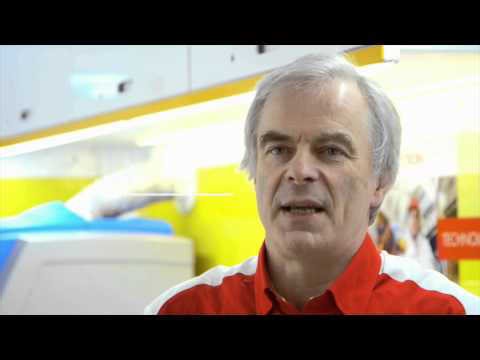 El laboratorio de Shell en el garaje del equipo de Fórmula 1 de la Scuderia Ferrari