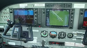 Le tableau de bord, poste de pilotage de l'avion Cessna 208B Grand Caravan