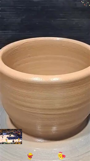 Olas just wandeing off at Disneyland Paris at the New World of Frozen coming next March! Beyond cute#disneyland #WorldOfFrozen#frozen #disneyadventureworld#disneylandparis