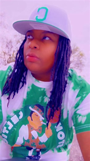 I need followers just hit the button already I'm waiting 🌈 #wlw #studsoftiktok #fyp #fypシ #viral #trending #fypシ゚viral #trending