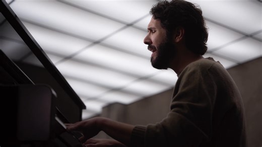 Love can be scary…to be your full self and to let someone do the same, it takes letting go and trusting you’ll land together. That’s what my new song “Open Hands” is about. Out now on my best-of collection ‘Gems.’ 💎 https://joshgroban.lnk.to/gems | Josh Groban