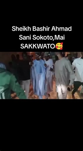 Reshe Ya Juye Da Mujiya !!! Dubban masoya sunyi cin-cirindo domin yin rakiya ga Shaikh Bashir Ahmad Sani Sokoto bayan rufe Tafsirin Mal Nura Hausare. Sheikh Bashir Ahmad Sani Sokoto#sheikhbashirahmadsanisokoto#alhbangees08#creatorsearchinsight#arewa__tiktok#1millionviews