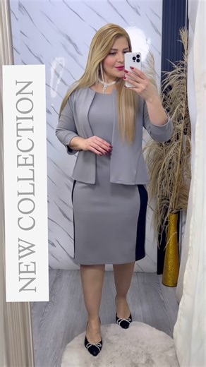 27K reactions · 1K shares | ✨NEW COLLECTION ✨ Te presento un vestido que roba miradas, en plomo y negro, con un corte delantero que realza la cintura y estiliza tu figura. ✨ Lo acompaña una chaqueta estilo blazer de manga 3/4, el toque perfecto de sofisticación para lucir regia en cualquier ocasión. ” DISPONIBLE EN TODAS LAS TALLAS 921 310 106 DISPONIBLES | Amaya.pe | Facebook