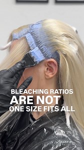 Bleaching ratios are not one size fits all, and before you come for me I am still following the manufacturer’s guidelines 😇 @blondesolutions_uk is the bleach I use and the ratios as they advice are from 1:1 to 1:13. Hairdressers, the key things to remember are: - ⁠ ⁠Thicker it is the faster it lifts - ⁠ ⁠Thicker it is the less flexibility and movement in the product itself - ⁠ ⁠Less flexibility there is in the product the more precise you can be 🥹 You may say ‘oh but sarah won’t it dry out’, w