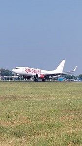 5K reactions · 18 comments | Spicejet red hot smooth landing ‼️ | Airlines SE Rileted Vlogs | Facebook