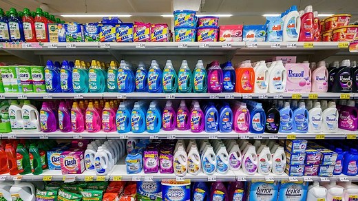 Waschmittel von Aldi, Lidl und dm im Test: Sieger kostet nur 16 Cent