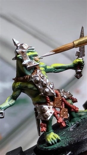 Finishing my FIRST EVER Warhammer Miniature Painting Project I Hobgrot Slittaz I Orruk Warclans