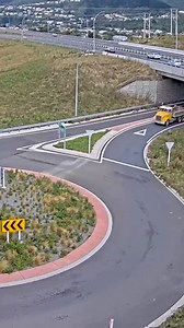 Can you spot what's wrong in this video? To state the obvious, it's illegal to go the wrong way around a roundabout to cut in front of people. Be patient and don't put yourself and others at risk. The number one rule is to drive safely. | NZ Transport Agency Waka Kotahi
