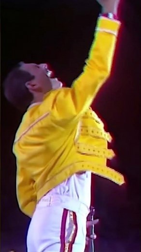 When Queen👑 Controls the Entire Audience🎤💥#freddiemercury #iconic #unique #fans #wembley #concert