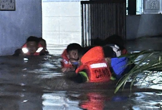 127 residents rescued as overnight floods swamp Ho Chi Minh City