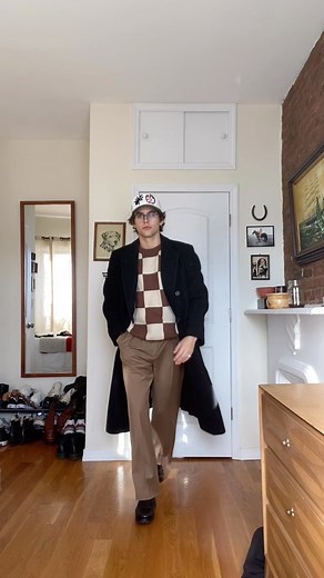 Ryan Winter on Instagram: "It’s doing well on that other platform. #fashion #grwm"