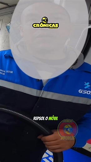 ¿Pemex es mejor que Shell y BP? El dato que soltó un despachador de G500. #crónicasmotovlog #pemex #gasolinacdmx | Crónicas Motovlog