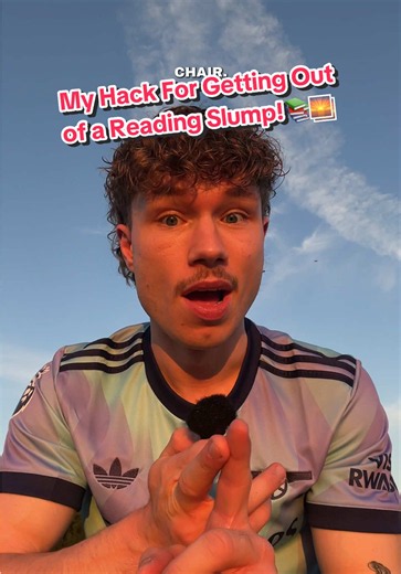This is honestly what I do every single time I need to get out of a reading slump!📚🌅 #readingslump #readingslumpcure #summerreading #booktalk #booktok