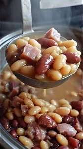 Crockpot Great Northern Beans RECIPE 🫘🍖🔥 ✨ Cozy, hearty, and packed with old-fashioned flavor — this slow-cooked bean dish is soul food at its best. ✨ These Crockpot Great Northern Beans are rich, savory, and so satisfying. Cooked low and slow with smoky ham, garlic, and simple seasonings, they make the perfect stick-to-your-ribs meal for chilly days or no-fuss weeknights. Bonus? Your house will smell amazing all day. 🙌 🥣 Ingredients: 1 lb dried Great Northern beans (rinsed and soaked overn