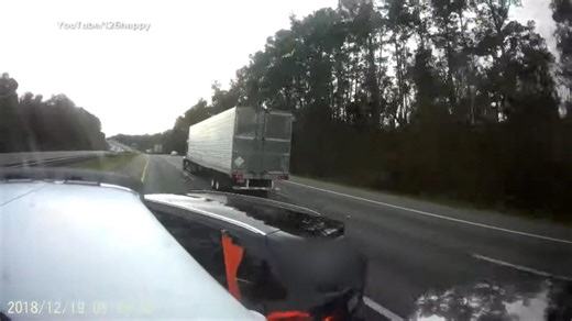 How to stay safe while driving around semi-trucks