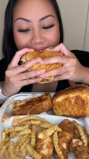 Raising Cane’s Chicken Finger Bites | Mukbang #raisingcanes #asmr #mukbang #foodie