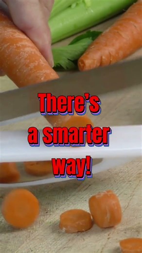 2-in-1 Kitchen Scissors – Cut Veggies, Fruits & Meat Easily | Amazon Best Seller