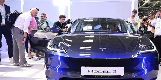 German Carmakers Slip Behind Tesla and China in EV Transition